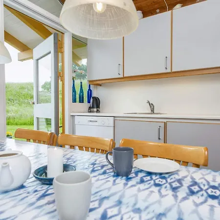 5 Person In Aabenraa-by Traum בית נופש