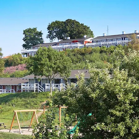 5 Person In Aabenraa-by Traum בית נופש