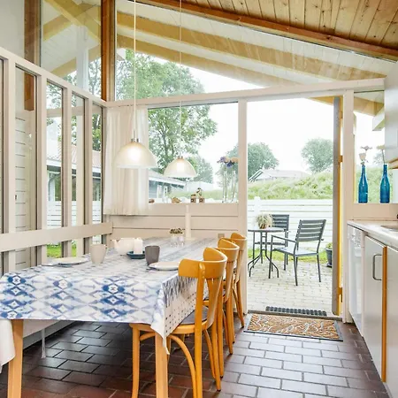 5 Person In Aabenraa-by Traum בית נופש